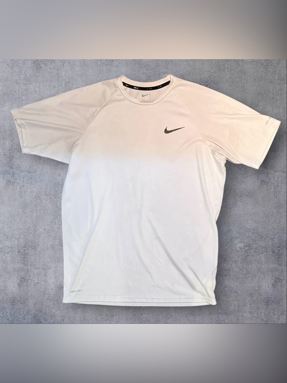 Nike Mens M Dri-FIT UPF 40 White Running Shirt Short Sleeve Athletic Training